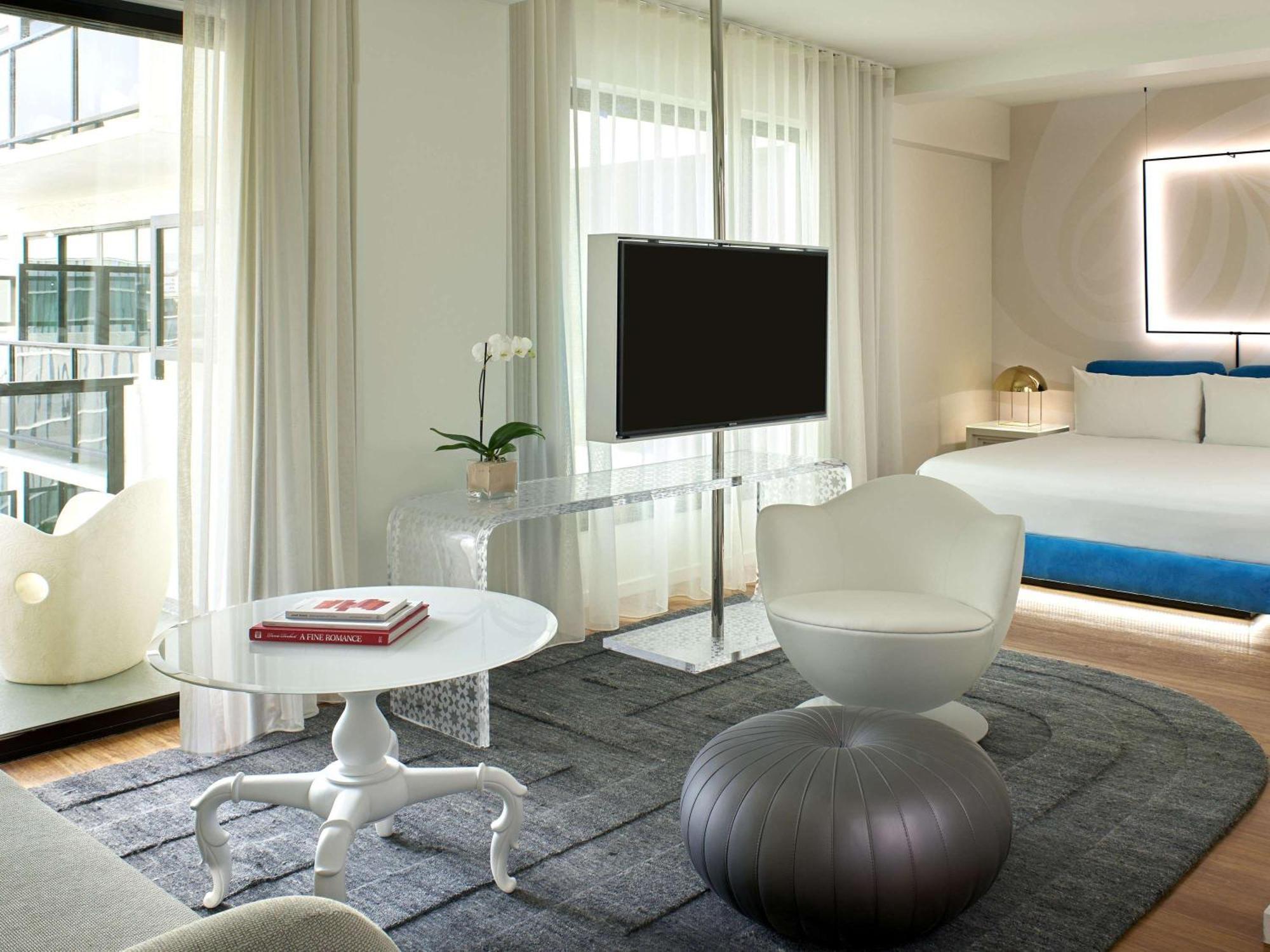 Hotel Mondrian Angeles 4*
