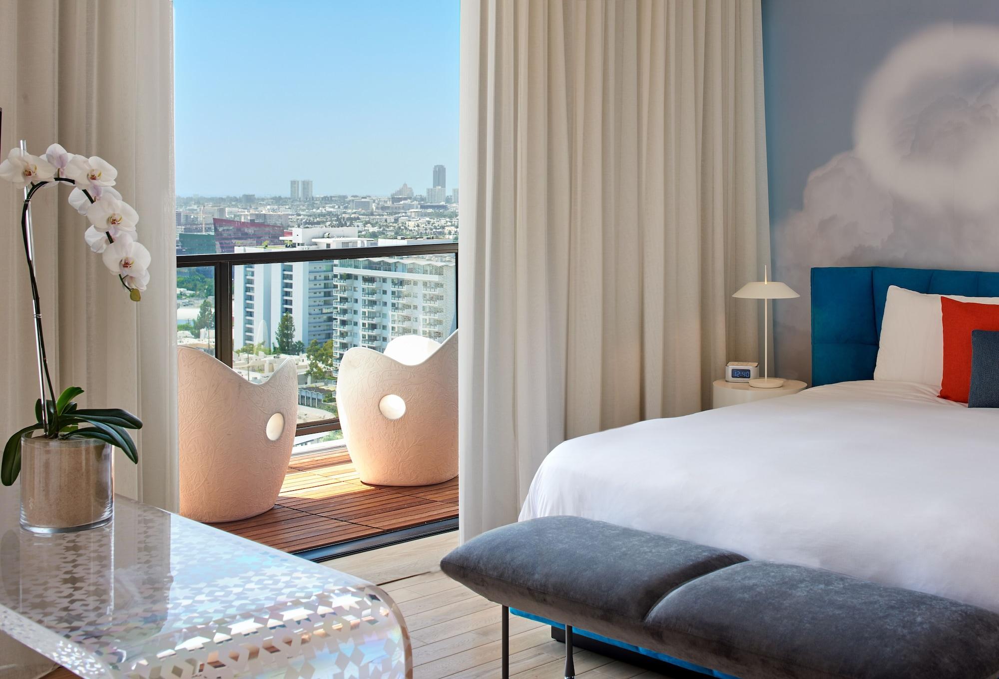 Hotel Mondrian Angeles 4*